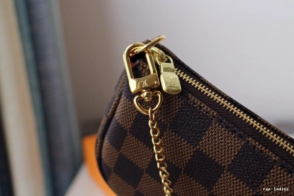 Cheap LOUIS POCHETTE MINI VUITTON ACCESSOIRES 0714